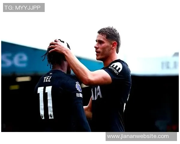 热刺庆祝主帅弗兰克52岁生日战绩喜人近7场保持不败