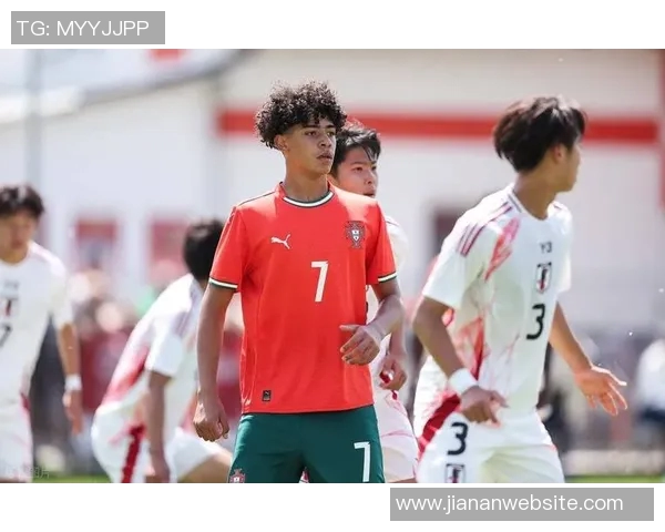 迷你罗继承父亲遗志15岁小将入选葡萄牙U16新阵容引关注